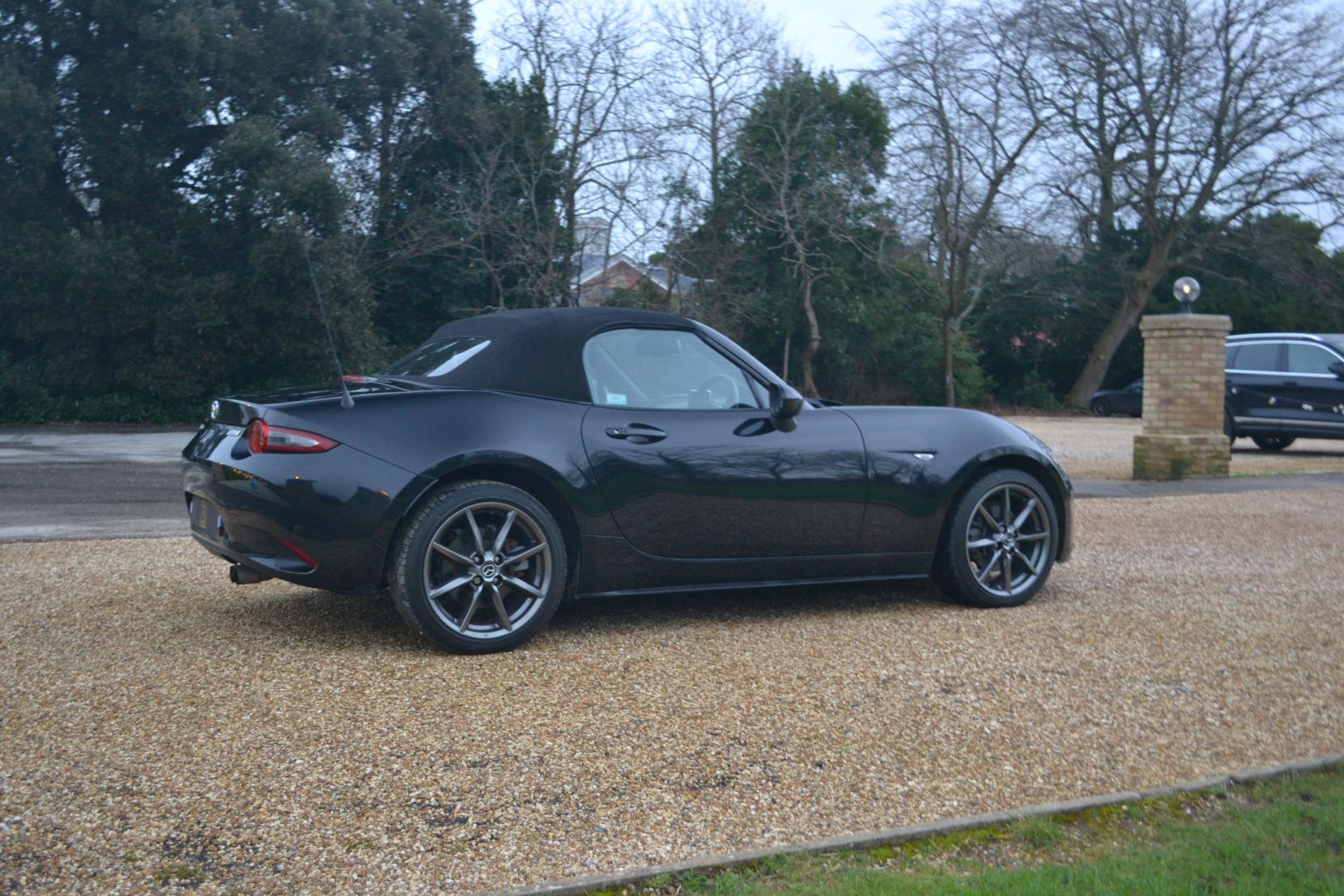 Mazda MX-5 2.0 SKYACTIV-G Sport Nav Convertible 2dr Petrol Manual Euro 6 (160 ps)