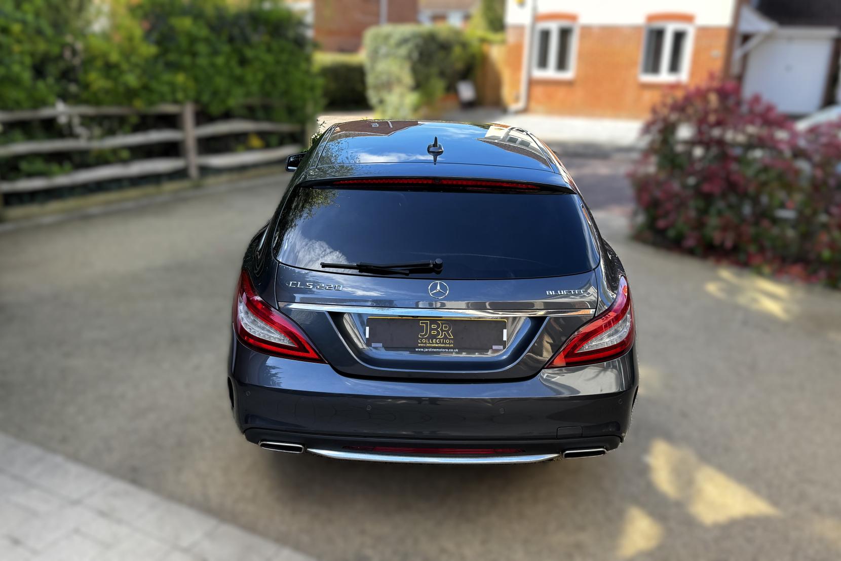 Mercedes-Benz CLS 2.1 CLS220d AMG Line (Premium) Shooting Brake 5dr Diesel G-Tronic+ Euro 6 (s/s) (177 ps)