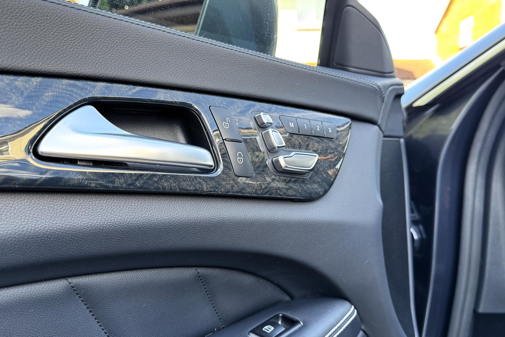 Mercedes-Benz CLS 2.1 CLS220d AMG Line (Premium) Shooting Brake 5dr Diesel G-Tronic+ Euro 6 (s/s) (177 ps)