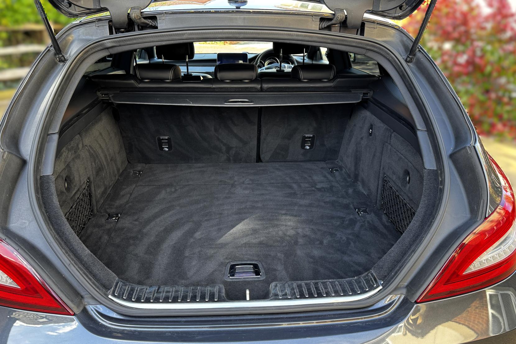 Mercedes-Benz CLS 2.1 CLS220d AMG Line (Premium) Shooting Brake 5dr Diesel G-Tronic+ Euro 6 (s/s) (177 ps)