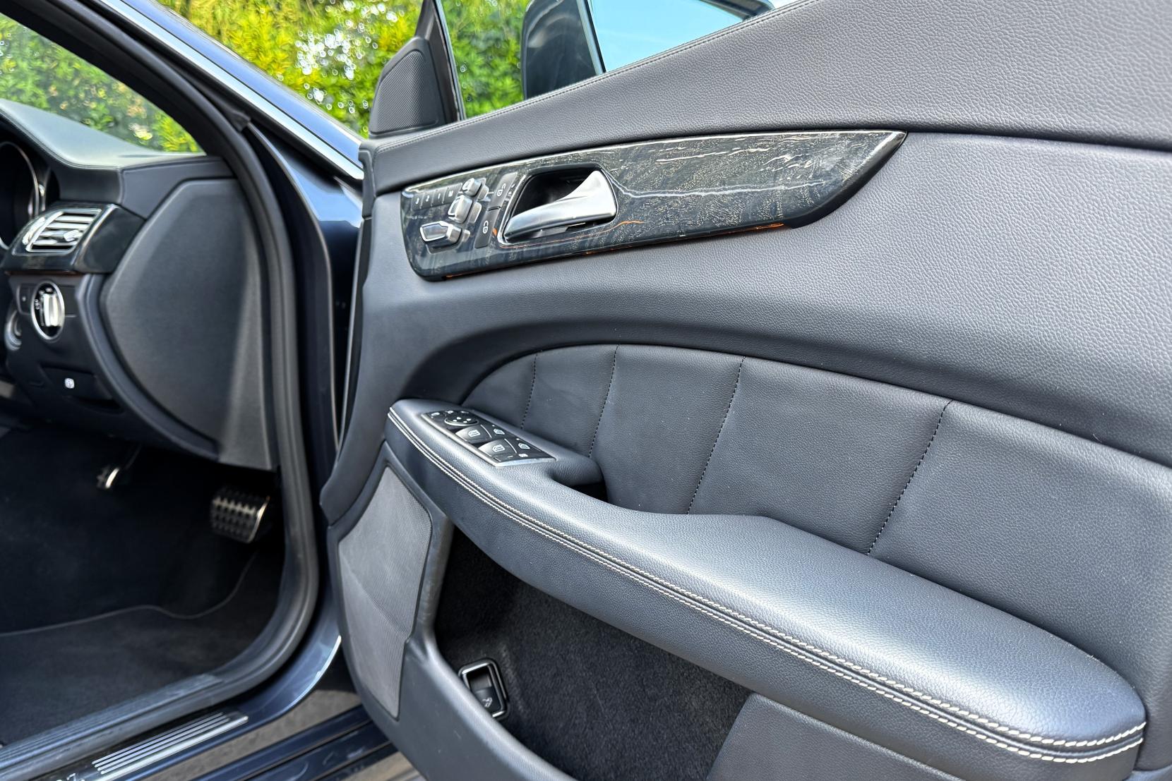 Mercedes-Benz CLS 2.1 CLS220d AMG Line (Premium) Shooting Brake 5dr Diesel G-Tronic+ Euro 6 (s/s) (177 ps)