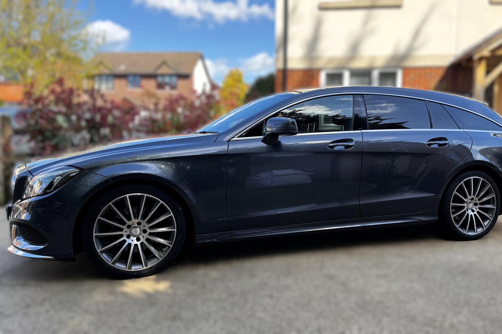 Mercedes-Benz CLS 2.1 CLS220d AMG Line (Premium) Shooting Brake 5dr Diesel G-Tronic+ Euro 6 (s/s) (177 ps)