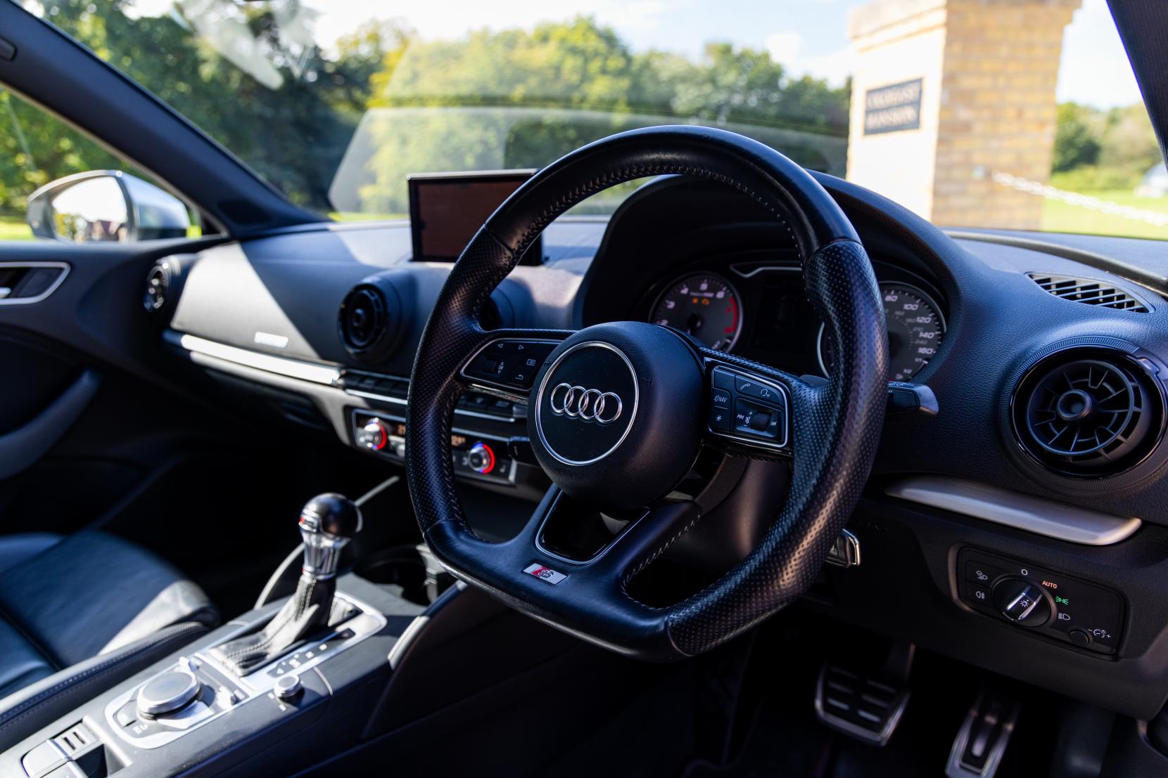 Audi S3 2.0 TFSI Hatchback 3dr Petrol S Tronic quattro Euro 6 (s/s) (310 ps)