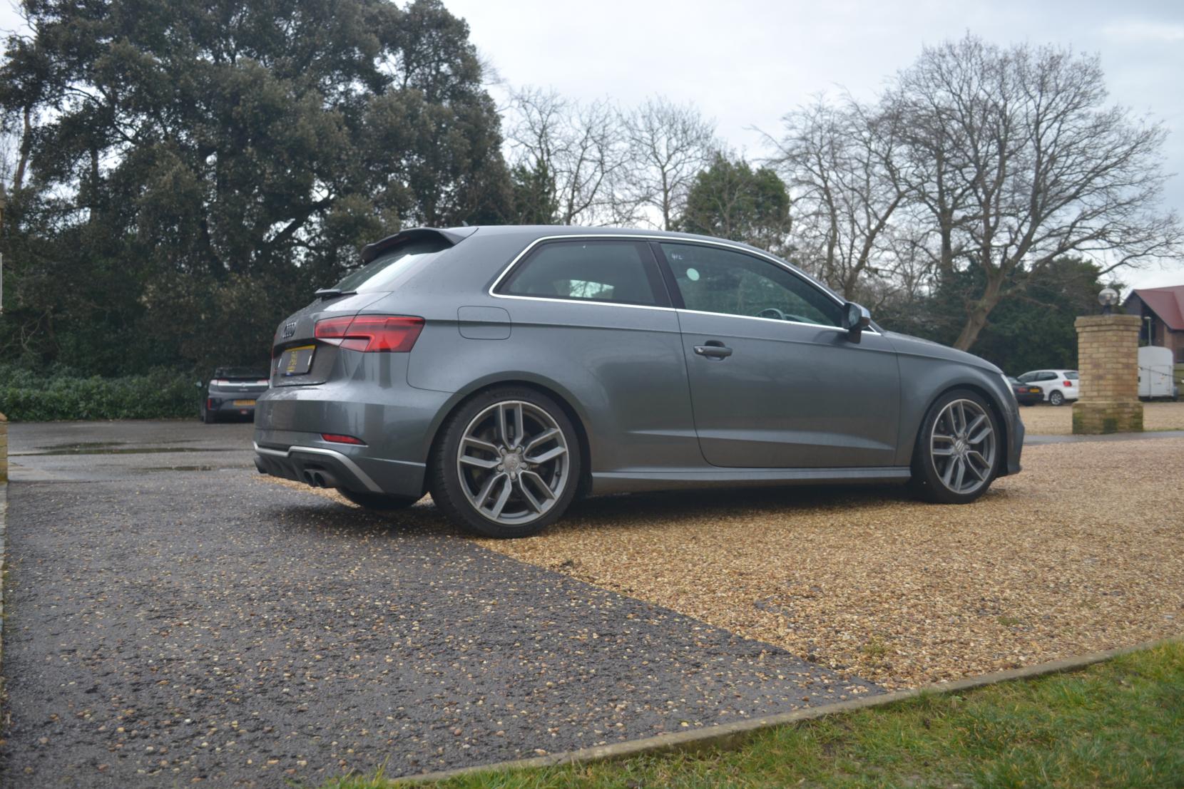 Audi S3 2.0 TFSI Hatchback 3dr Petrol S Tronic quattro Euro 6 (s/s) (310 ps)