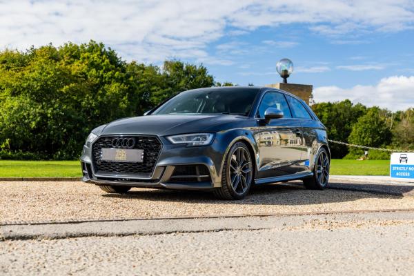 Audi S3 2.0 TFSI Hatchback 3dr Petrol S Tronic quattro Euro 6 (s/s) (310 ps)