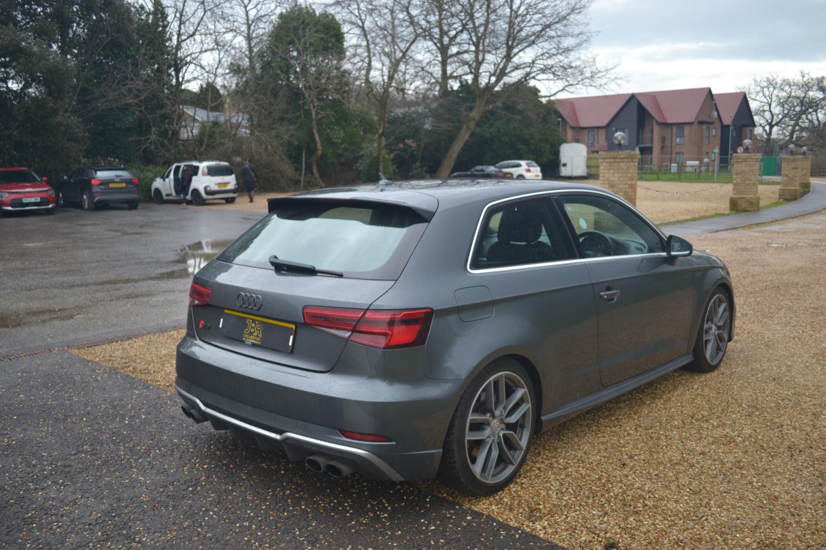 Audi S3 2.0 TFSI Hatchback 3dr Petrol S Tronic quattro Euro 6 (s/s) (310 ps)