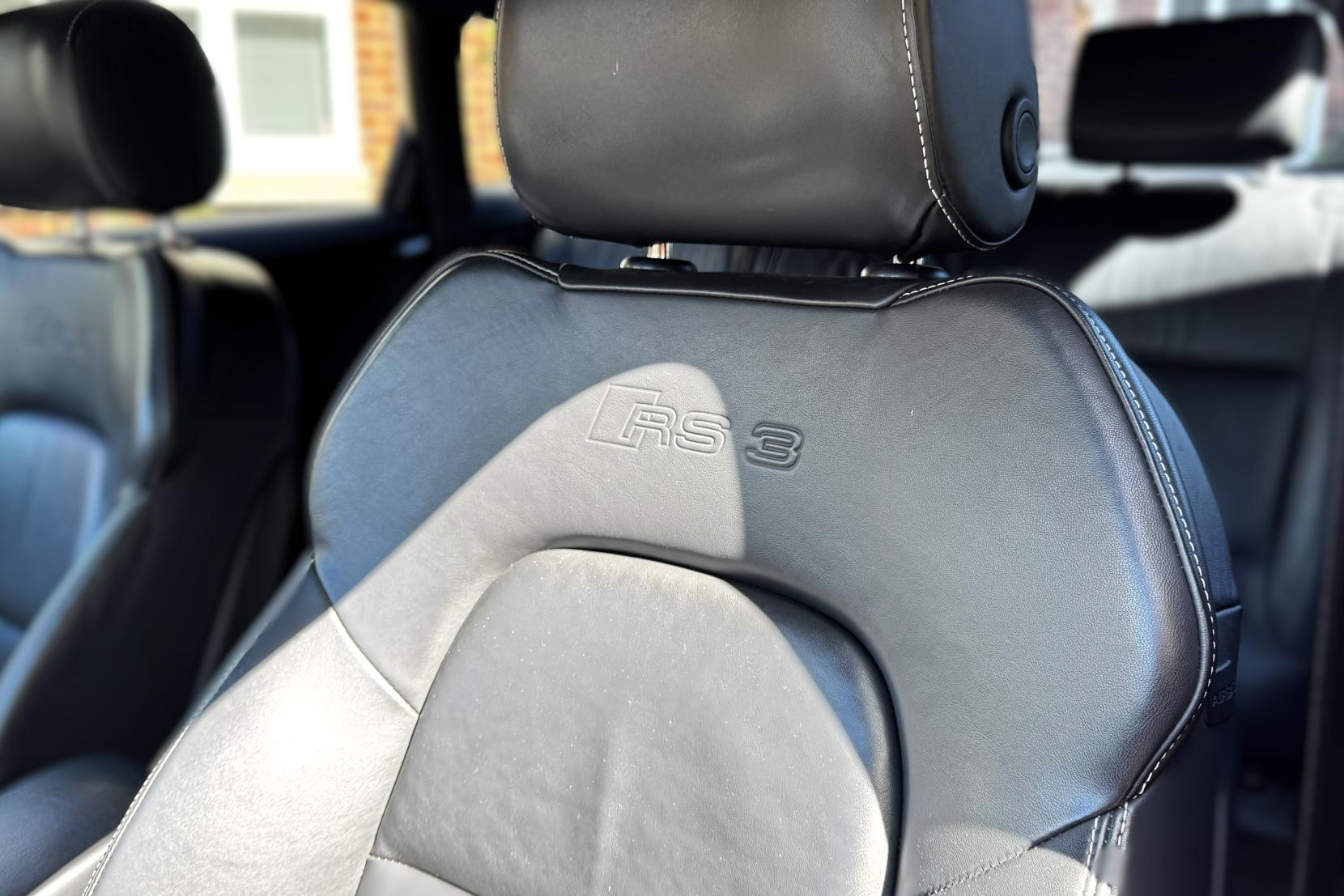 Audi RS3 2.5 TFSI Sportback 5dr Petrol S Tronic quattro Euro 5 (340 ps)