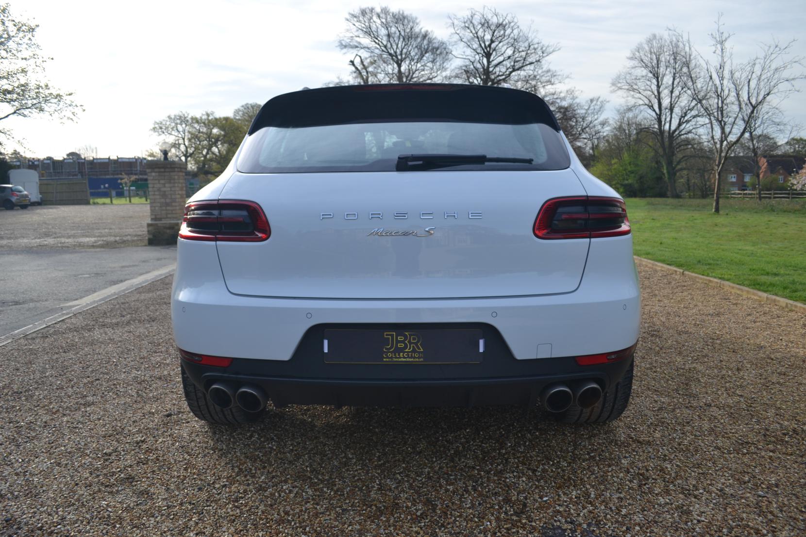 Porsche Macan 3.0 TD V6 S SUV 5dr Diesel PDK 4WD Euro 6 (s/s) (258 ps)