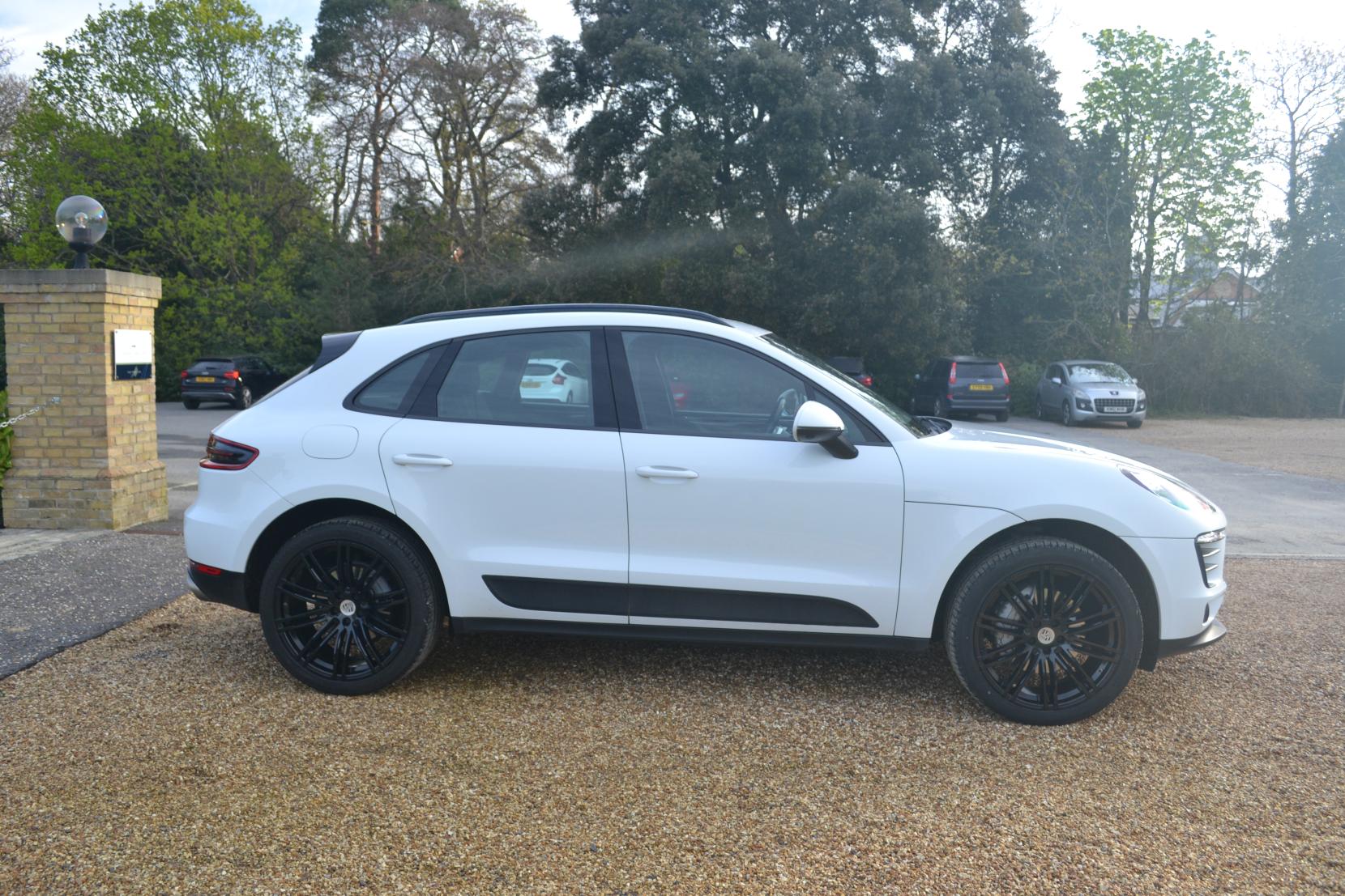 Porsche Macan 3.0 TD V6 S SUV 5dr Diesel PDK 4WD Euro 6 (s/s) (258 ps)